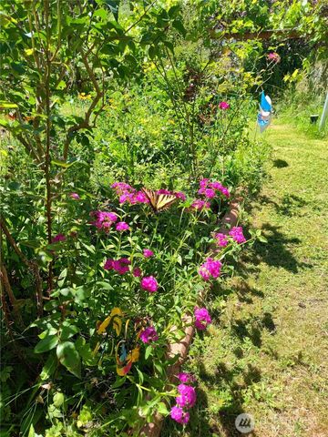 208 W Galena Street, Granite Falls, WA 98252