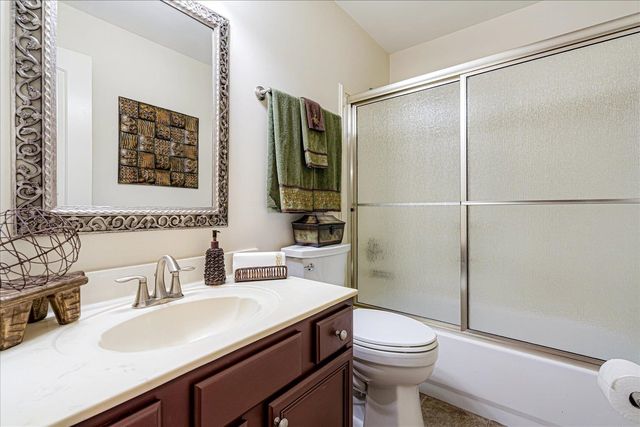 5070 ROYSTON LOOP, Memphis, TN 38125