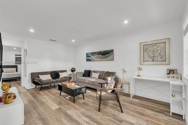 445 SW 36th Avenue, Miami, FL 33135