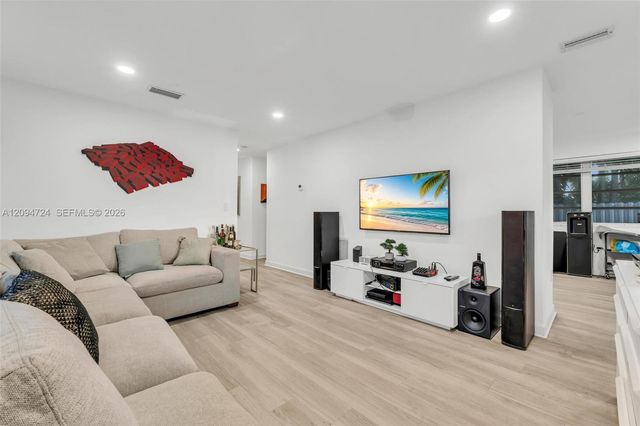 445 SW 36th Avenue, Miami, FL 33135