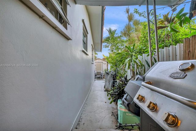 445 SW 36th Avenue, Miami, FL 33135