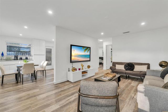 445 SW 36th Avenue, Miami, FL 33135