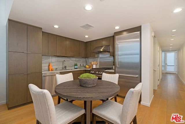 1705 Ocean Avenue 107, Santa Monica, CA 90401