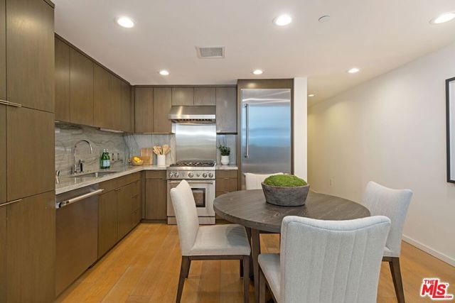 1705 Ocean Avenue 107, Santa Monica, CA 90401