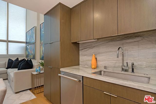 1705 Ocean Avenue 107, Santa Monica, CA 90401