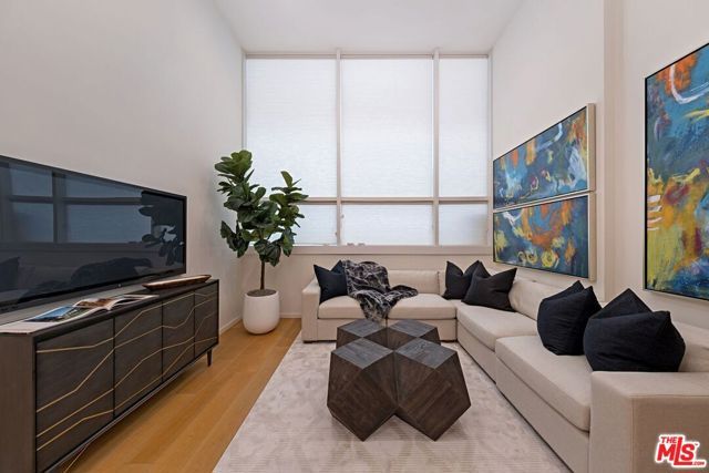1705 Ocean Avenue 107, Santa Monica, CA 90401