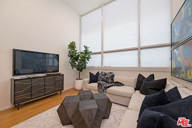 1705 Ocean Avenue 107, Santa Monica, CA 90401