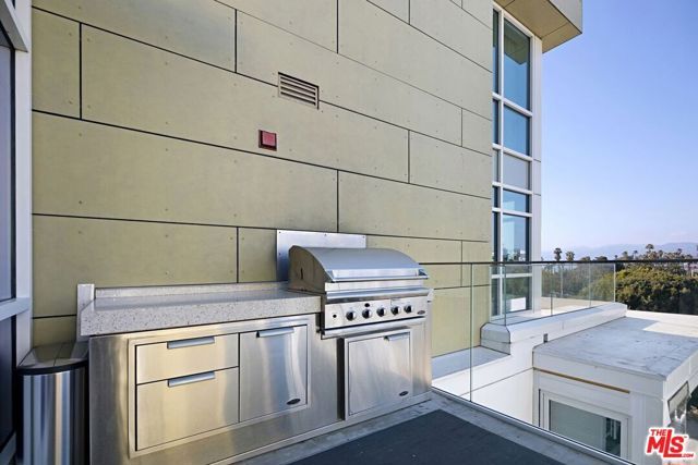 1705 Ocean Avenue 107, Santa Monica, CA 90401