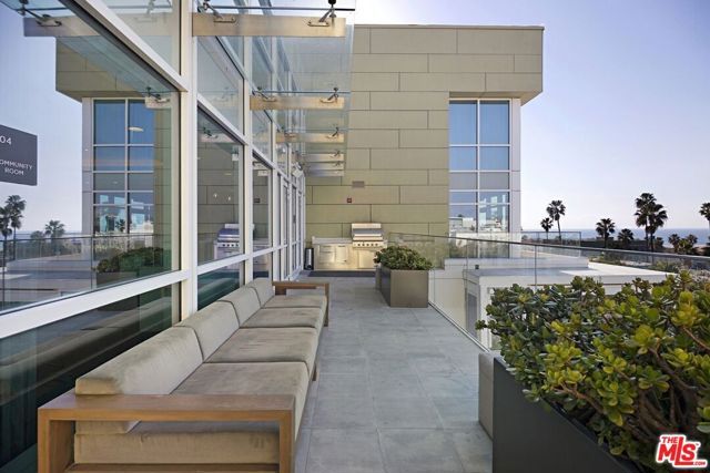 1705 Ocean Avenue 107, Santa Monica, CA 90401