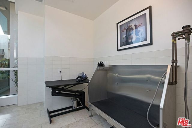 1705 Ocean Avenue 107, Santa Monica, CA 90401