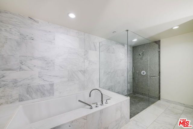 1705 Ocean Avenue 107, Santa Monica, CA 90401