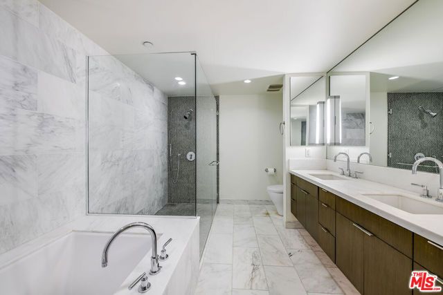 1705 Ocean Avenue 107, Santa Monica, CA 90401