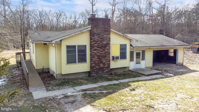 271 5TH AVE, Egg Harbor City, NJ 08215