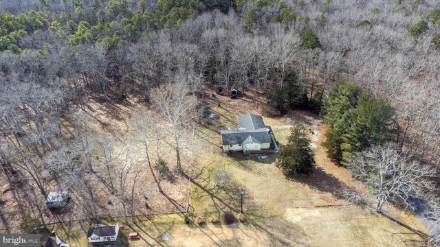 271 5TH AVE, Egg Harbor City, NJ 08215