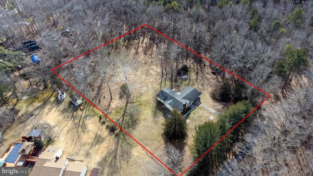 271 5TH AVE, Egg Harbor City, NJ 08215