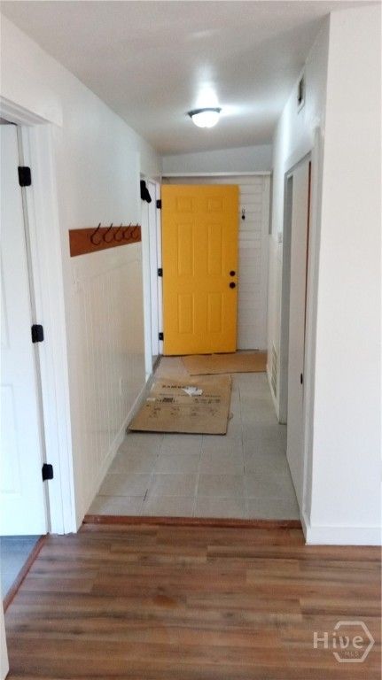 Image 10 of property listing at 124 Inca Road, Savannah, GA 31406
