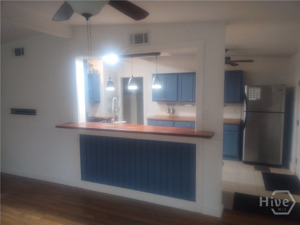 Image 12 of property listing at 124 Inca Road, Savannah, GA 31406
