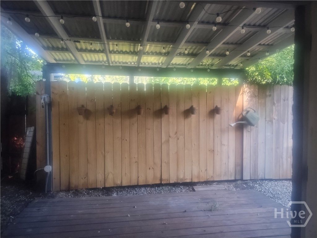 Image 20 of property listing at 124 Inca Road, Savannah, GA 31406