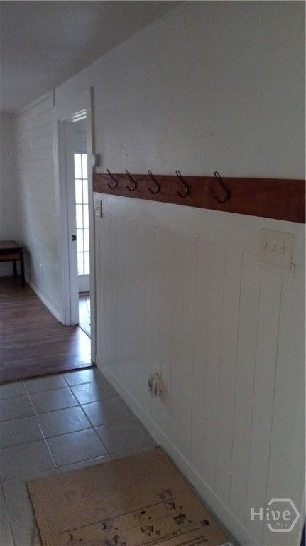 Image 9 of property listing at 124 Inca Road, Savannah, GA 31406