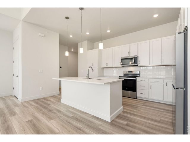 2978 Fleet Dr 3, Fort Collins, CO 80524
