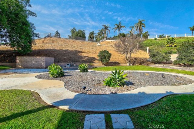 10849 Morning View Court, Riverside, CA 92505