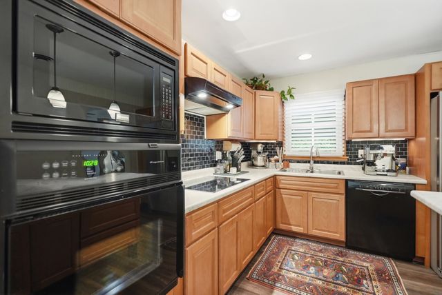30 Drury Drive, Essex Junction, VT 05452