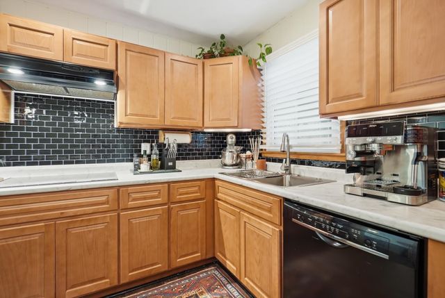 30 Drury Drive, Essex Junction, VT 05452