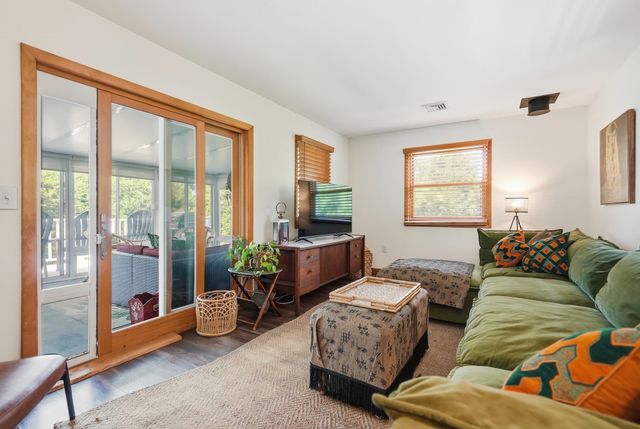 30 Drury Drive, Essex Junction, VT 05452