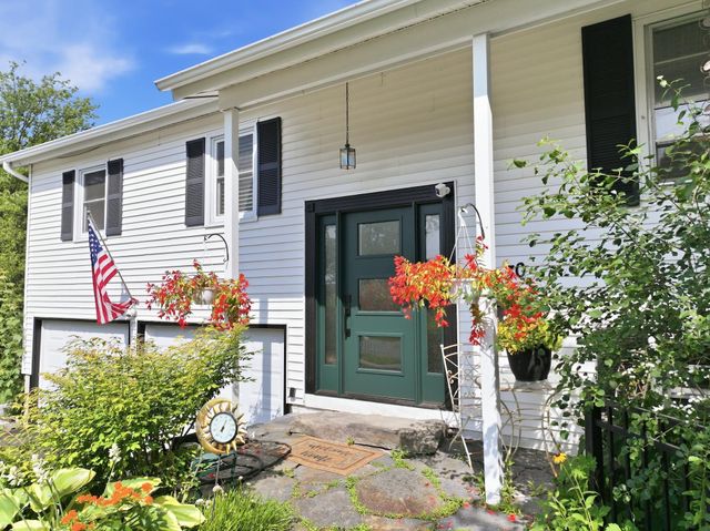 30 Drury Drive, Essex Junction, VT 05452