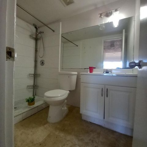 3610 NW 21st 413, Lauderdale Lakes, FL 33311