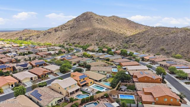 10319 W ROSEWOOD Lane, Peoria, AZ 85383