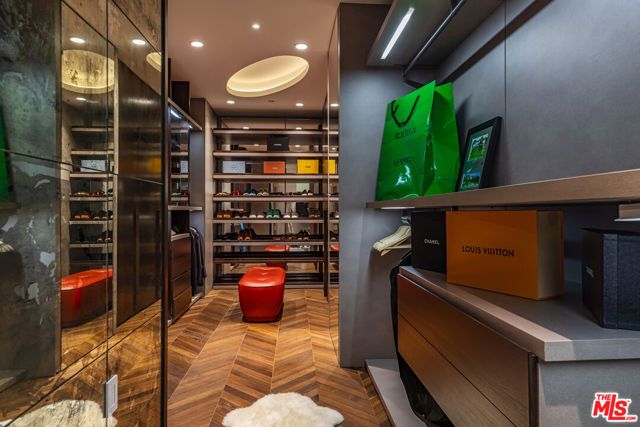 10727 Wilshire Boulevard 1805, Los Angeles, CA 90024