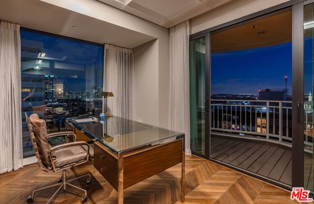 10727 Wilshire Boulevard 1805, Los Angeles, CA 90024