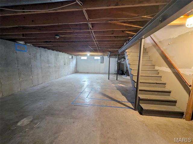 71 Mimosa Drive, Pontoon Beach, IL 62040