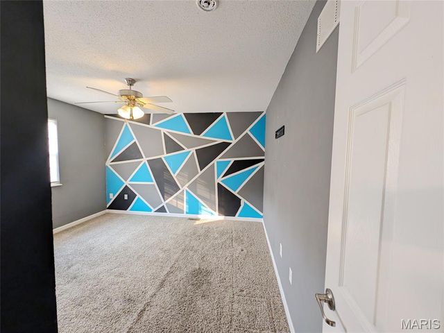 71 Mimosa Drive, Pontoon Beach, IL 62040