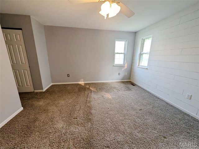 71 Mimosa Drive, Pontoon Beach, IL 62040