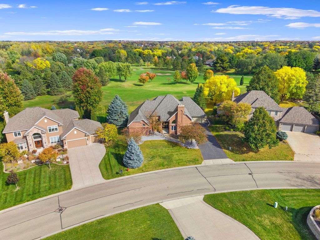 9490 Wedgewood Drive, Woodbury, MN 55125 — exterior