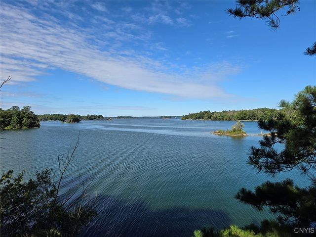 2 Mink, Hammond, NY 13646