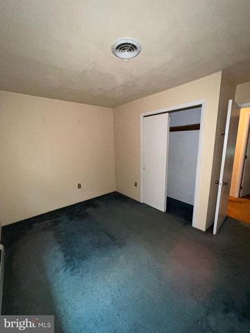 56 N ONEIL ST, Mohnton, PA 19540