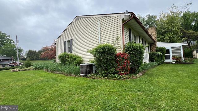 56 N ONEIL ST, Mohnton, PA 19540