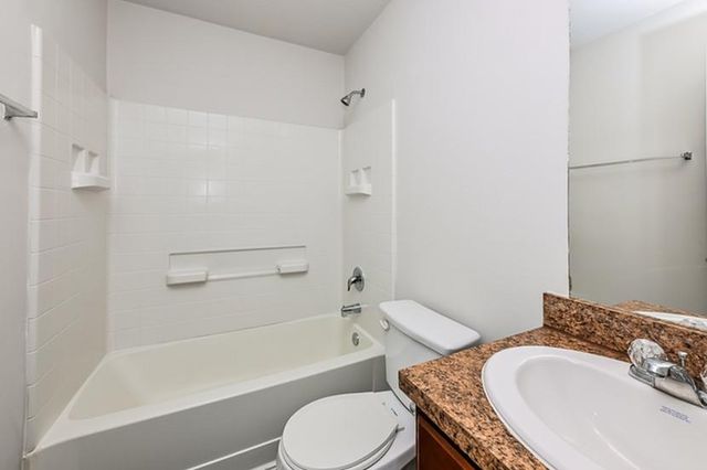 5843 Northern Oak Street, Houston, TX 77016