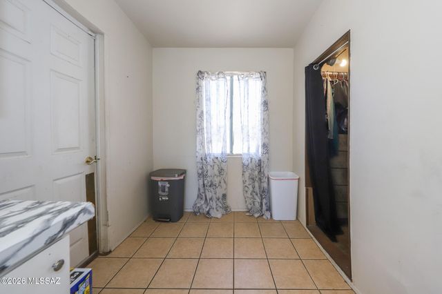6272 E 25th Street, Tucson, AZ 85711