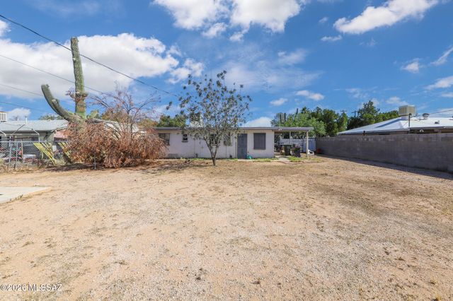 6272 E 25th Street, Tucson, AZ 85711