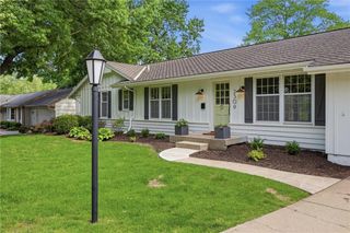 2309 W 104th Street, Leawood, KS 66206