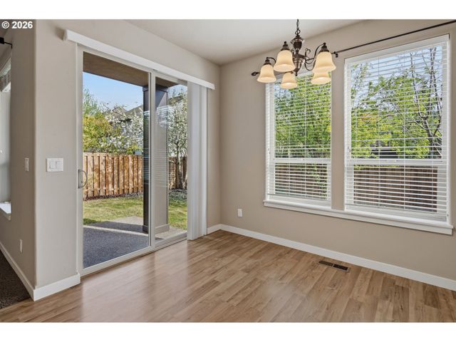 6344 Ne MEADOWGATE Ct, Hillsboro, OR 97124