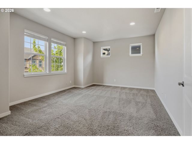 6344 Ne MEADOWGATE Ct, Hillsboro, OR 97124