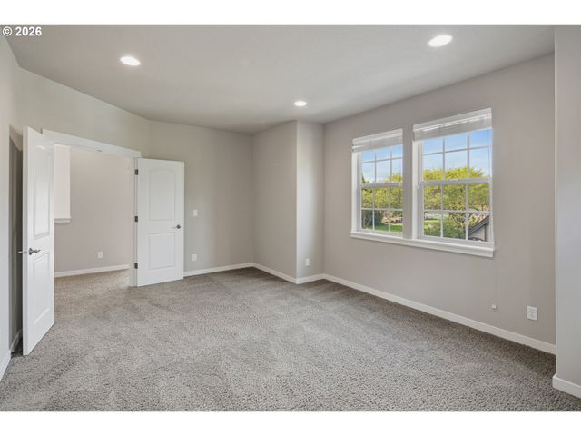 6344 Ne MEADOWGATE Ct, Hillsboro, OR 97124