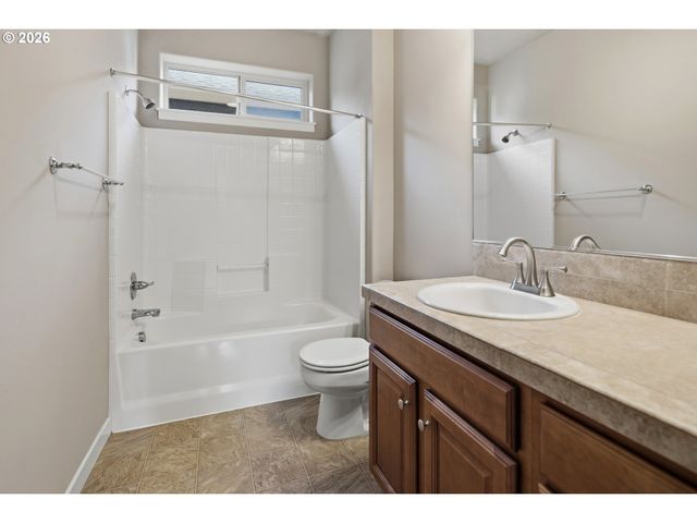 6344 Ne MEADOWGATE Ct, Hillsboro, OR 97124