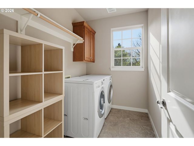 6344 Ne MEADOWGATE Ct, Hillsboro, OR 97124