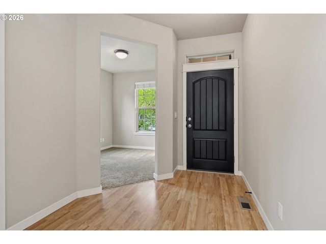 6344 Ne MEADOWGATE Ct, Hillsboro, OR 97124